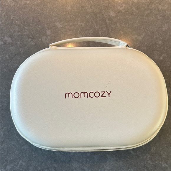 Momcozy M6 Breast Pump Set - Picture 2 of 4